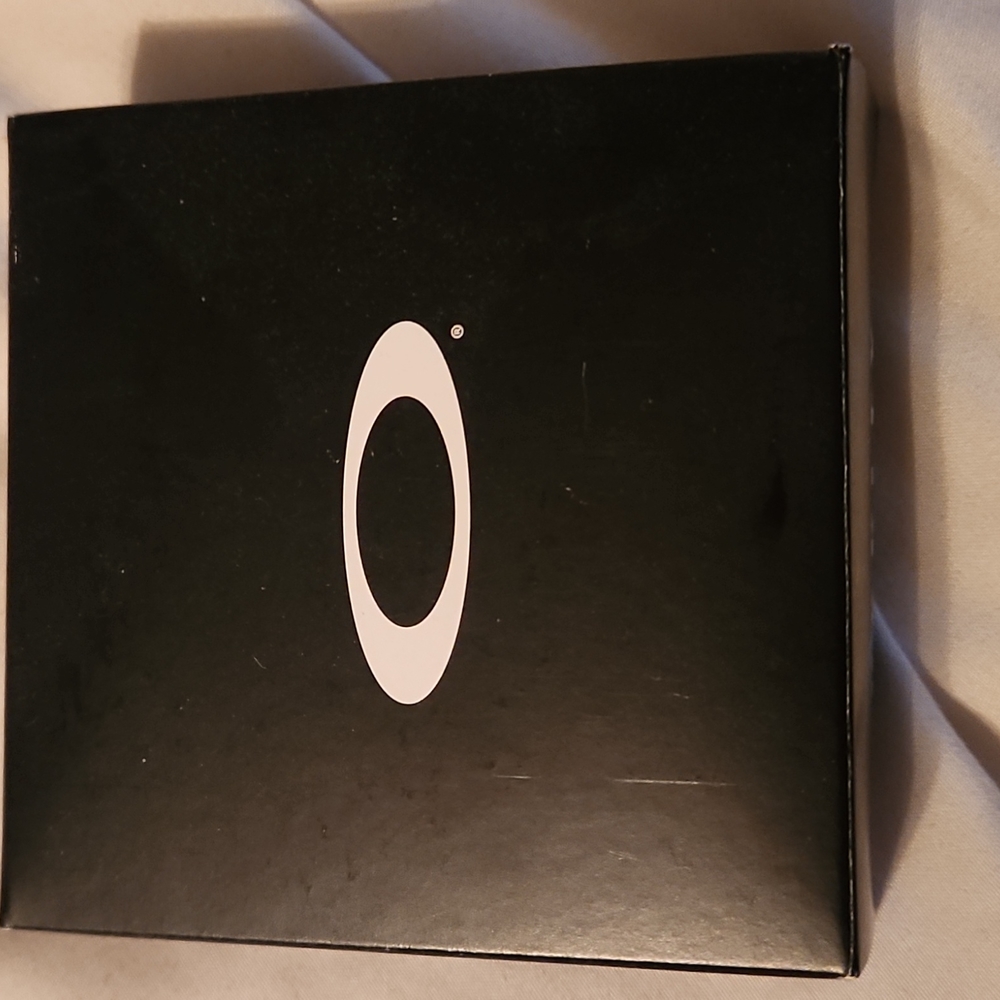 Oakley lens